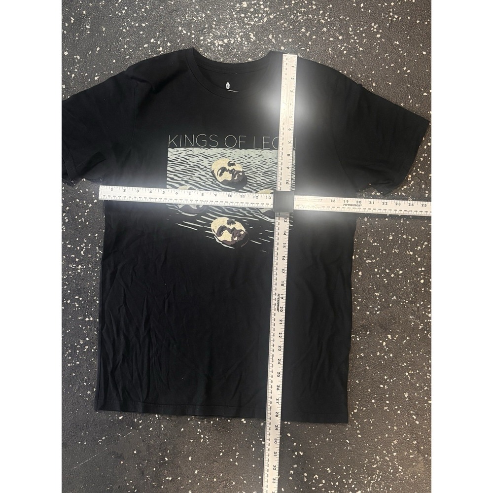 Kings of Leon Band Tee Large Black Walls Tour 2017 Festival Grunge Rock Music - Picture 9 of 13